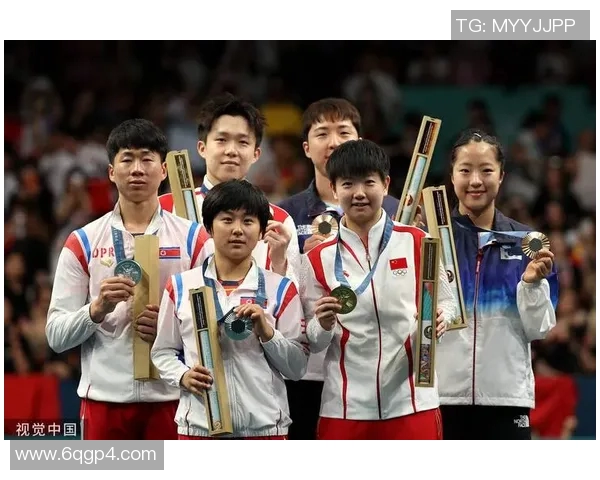 聚焦绿茵巨星成长历程与荣耀时刻全面解读