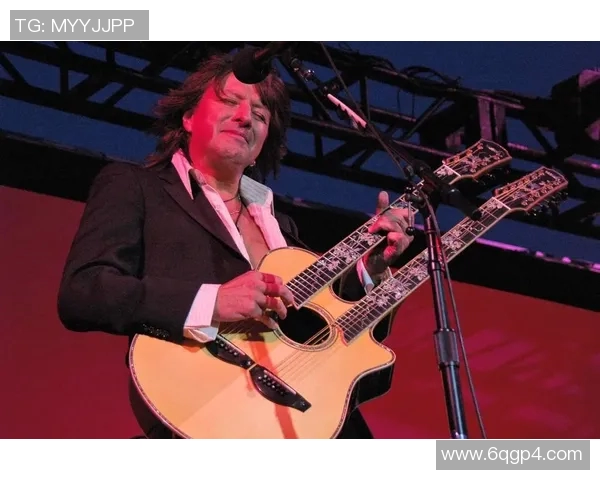 那些足球球星背后的渣男面孔：你无法忽视的真相揭秘